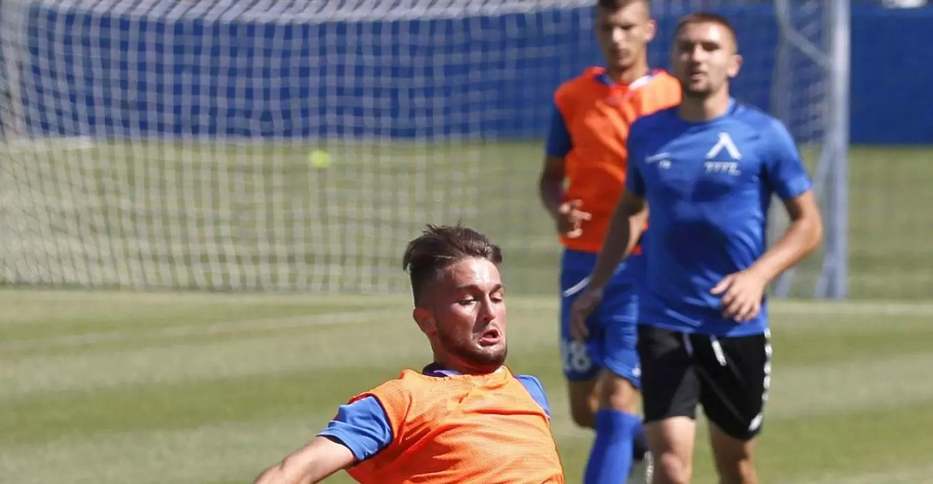 Куп таланти тренираха с първия тим на Левски - efbet Лига