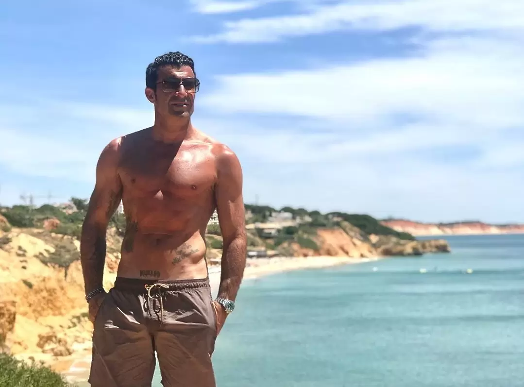 https://www.instagram.com/luis__figo/