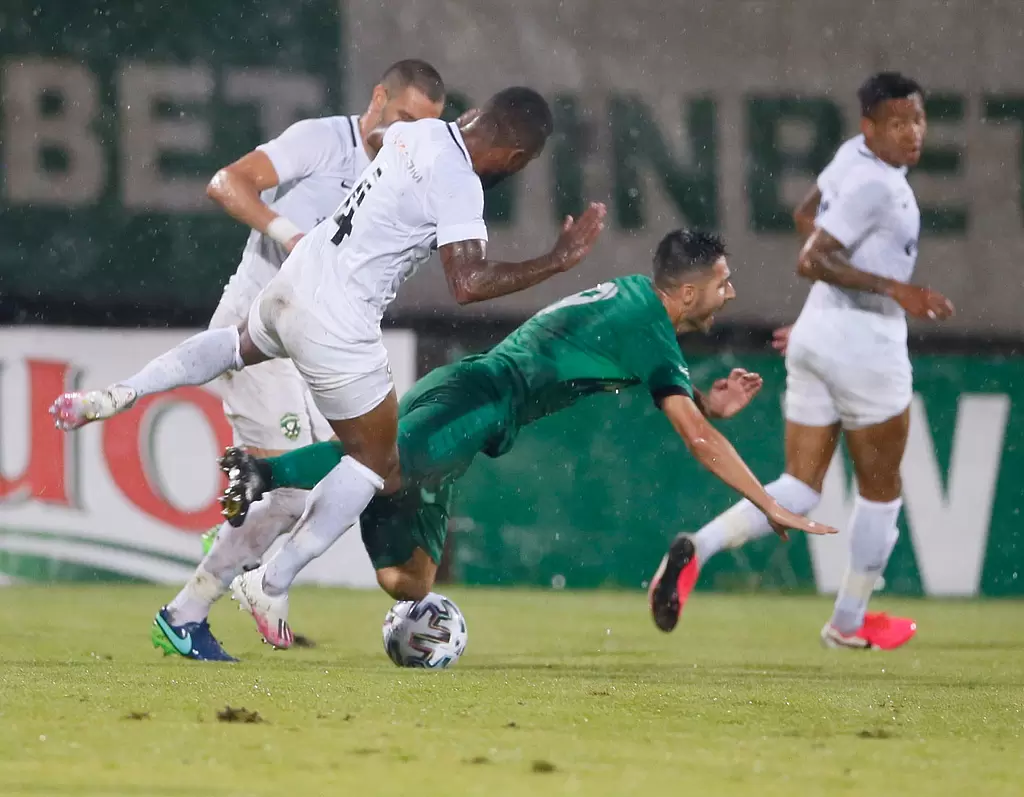 Даниел Генов: Нашите цели - 7-мо място и квалификации в Лига Европа - efbet Лига