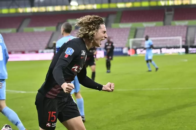 twitter.com/fcmidtjylland