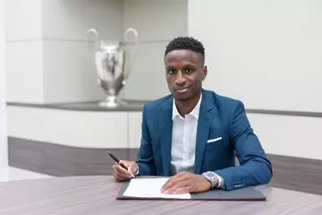 twitter.com/fcbayernen