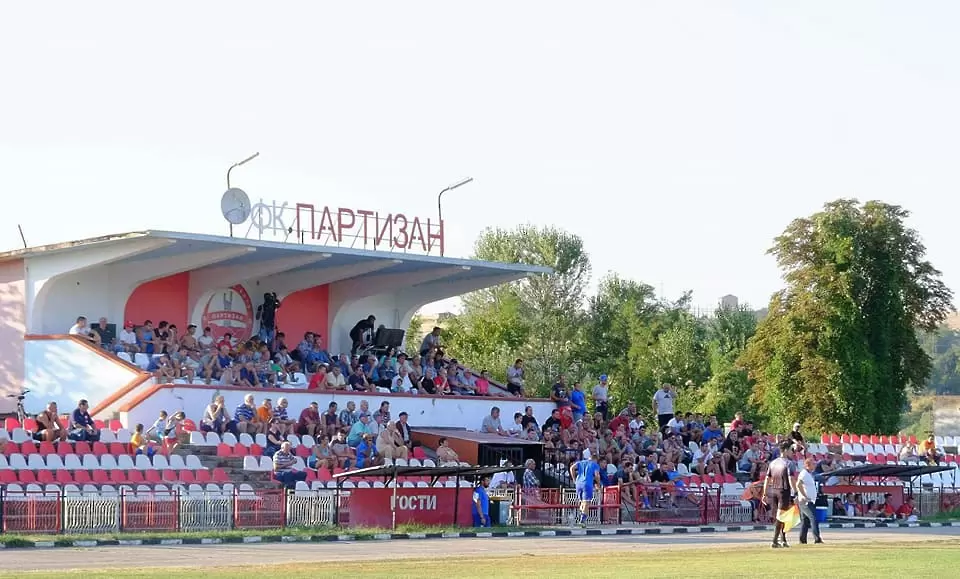 https://www.facebook.com/partizan.cherven.bryag.fc