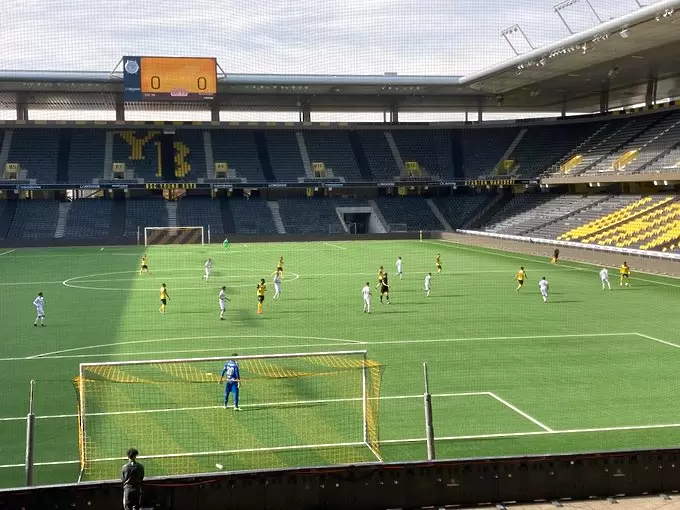 twitter.com/BSC_YB