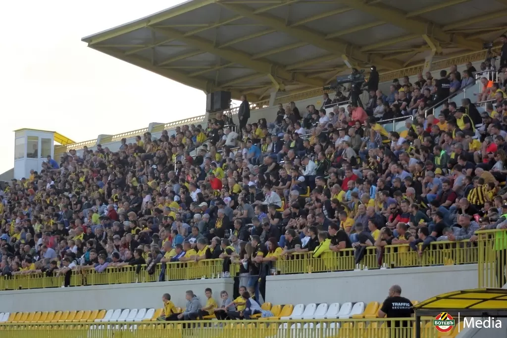 Феновете на Ботед Пд събраха 280 000 лева, започнаха още инициативи - Ботев Пловдив