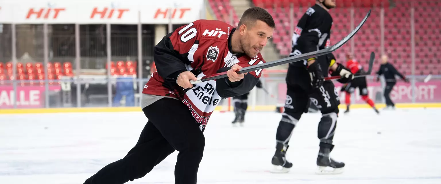 twitter.com/Koelner_Haie_72