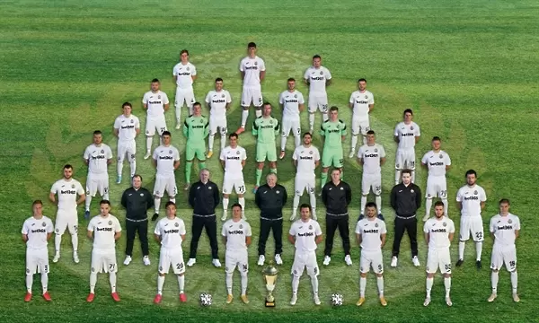 pfcslavia.com