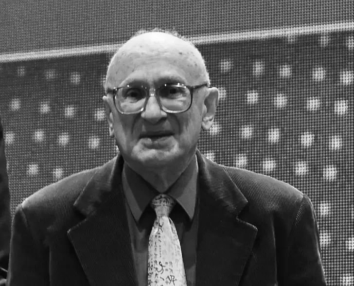 Отиде си Валентин Лазаров