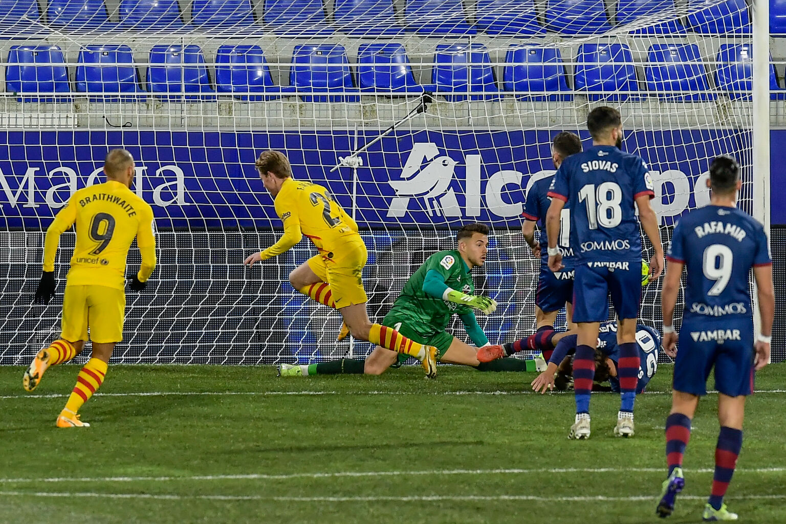 Барселона победи, но не убеди