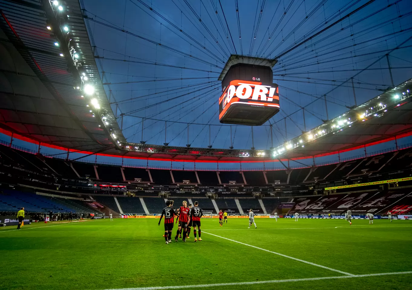 Байер Леверкузен се разправи с Айнтрахт и се класира за осминафиналите на купата