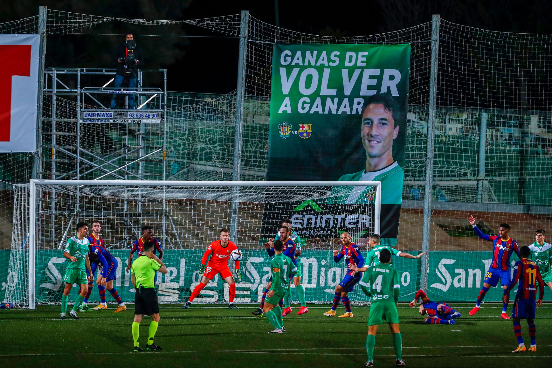 Барселона разочарова, но се класира за 1/8-финалите на Купата на Краля