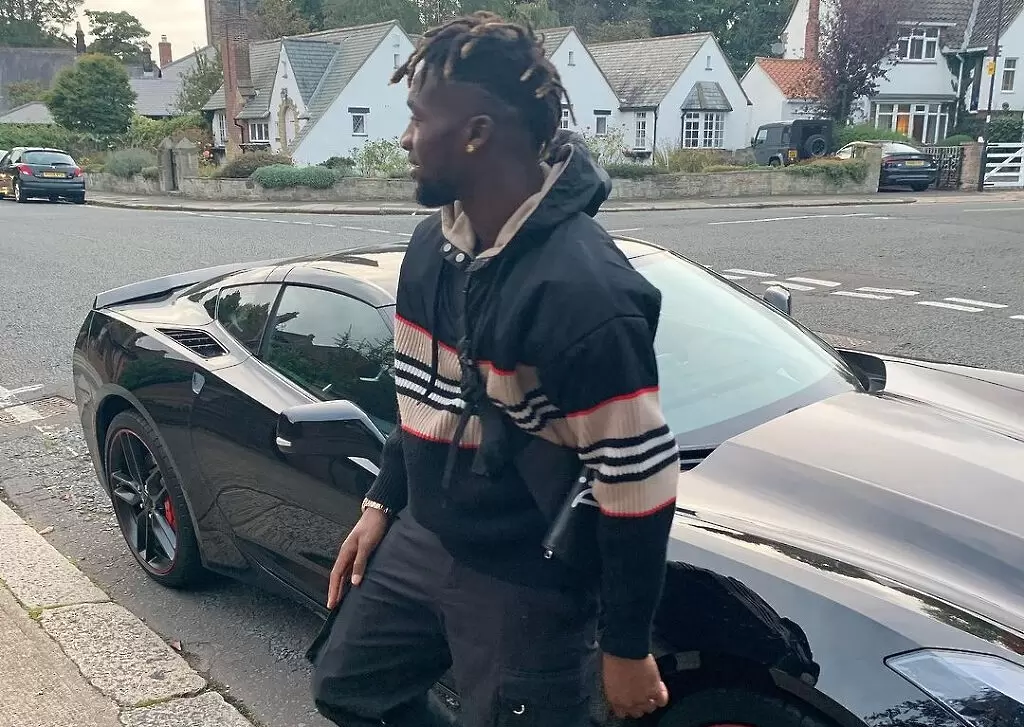 Основен футболист на Нюкасъл се завръща, излекува се от COVID-19