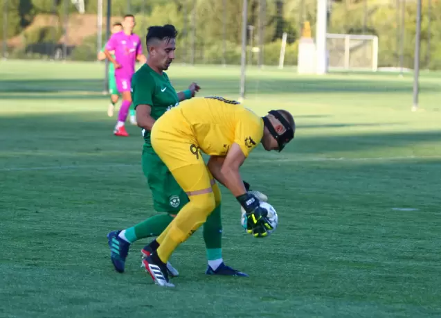 Лудогорец II с три контроли на лагера в Благоевград