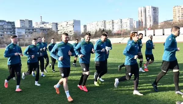 Черно море и Ботев Враца играят утре в 12 часа на стадион "Младост