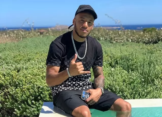 instagram.com/corentintolisso