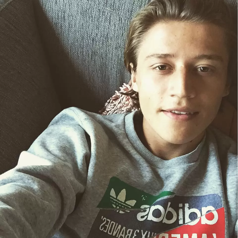 instagram.com/simonthern6