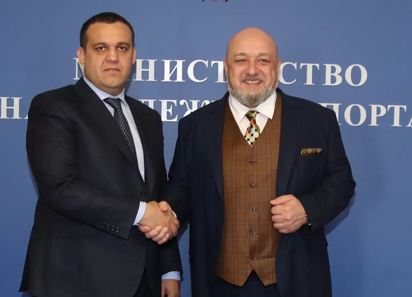 Министър Кралев се срещна с президента на AIBA Умар Кремльов