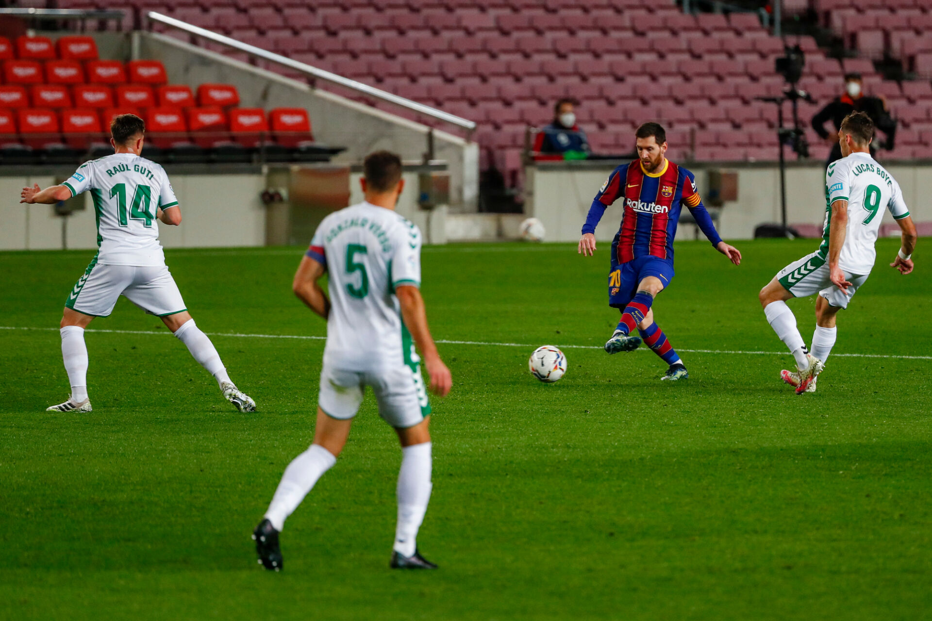 Барселона вече е на 5 точки от Атлетико и на 2 от Реал (ВИДЕО)