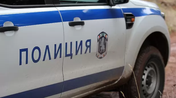 Футболни хулигани с маски и тръби пребили и ръгали с нож брат на журналист