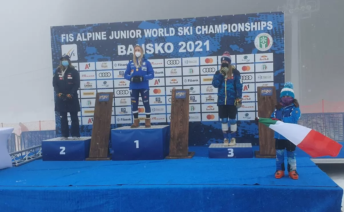 Италианка е световна шампионка на слалом в Банско