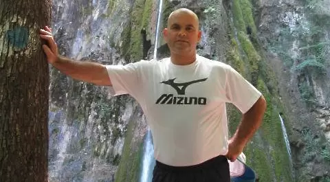 Легендата Стефан Топуров: Тодор Живков ми даваше мерцедес за да бия Наим