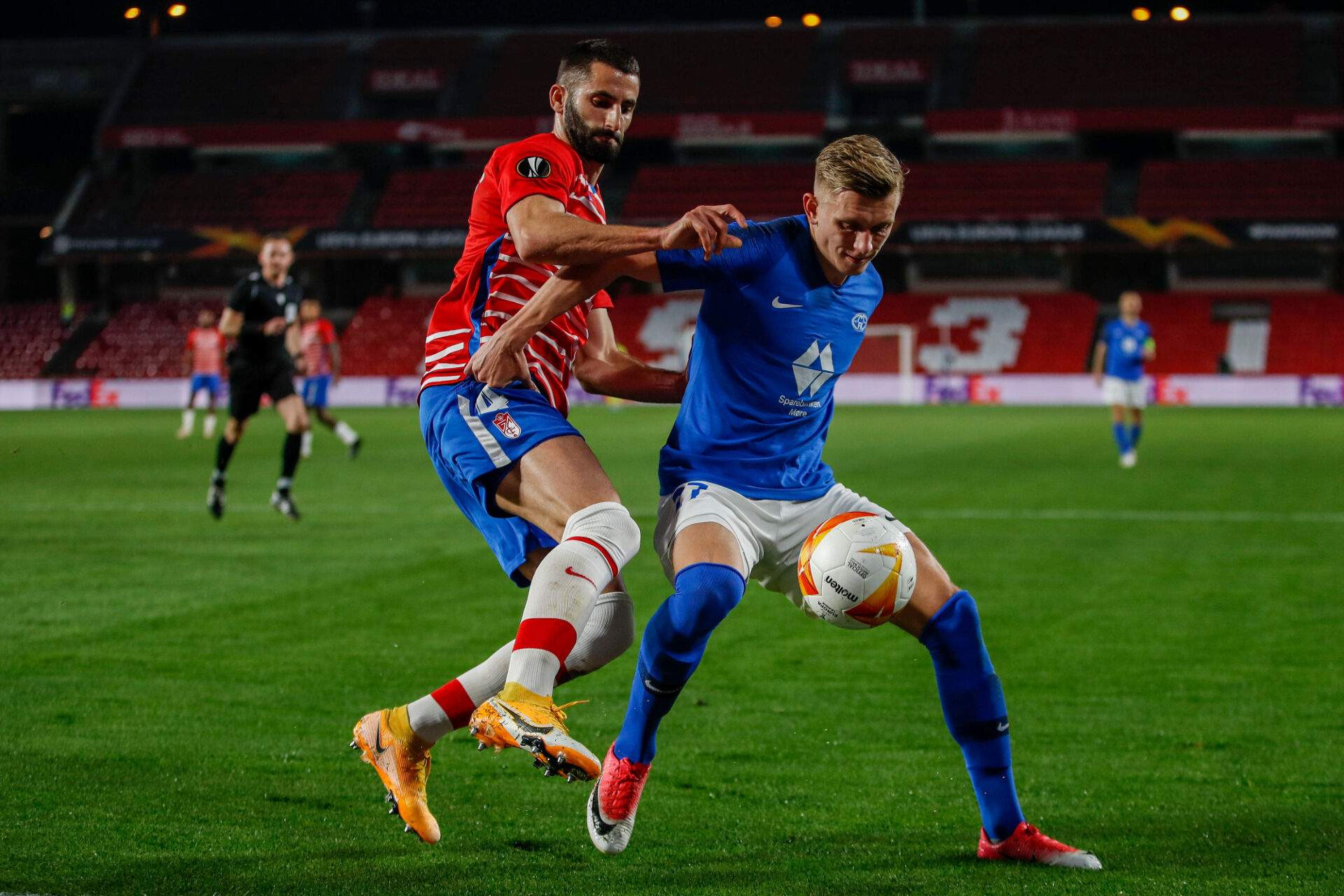 Гранада пречупи Мьолде и смело гледа към четвъртфиналите на ЛЕ