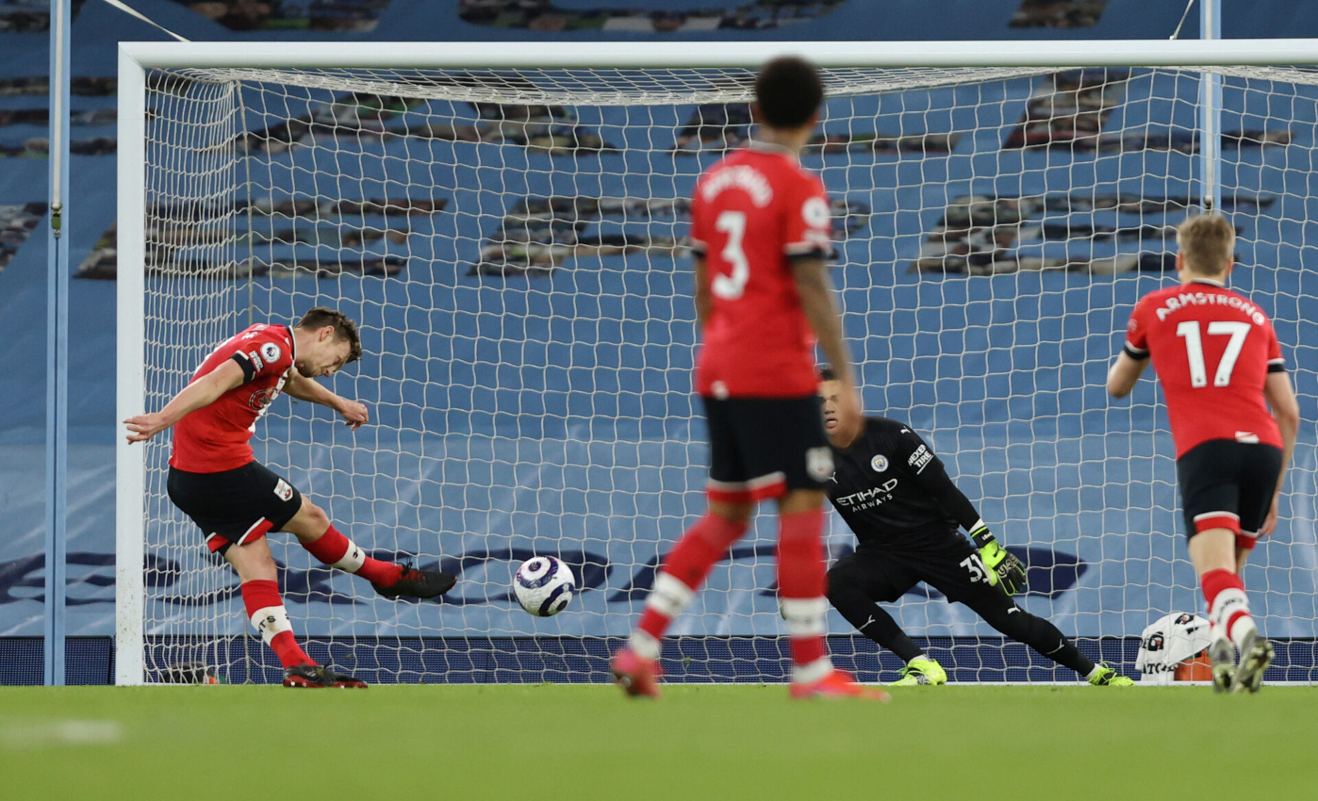 Ман Сити надви Саутхемптън в мач със 7 гола (ВИДЕО)