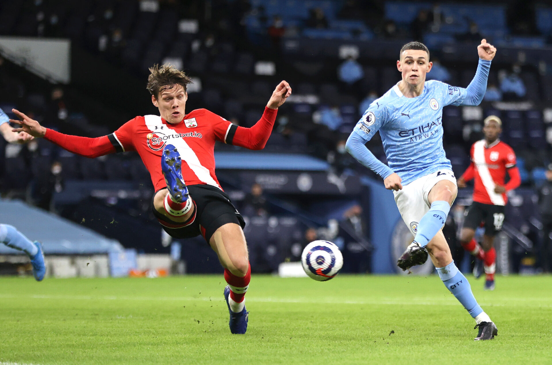 Ман Сити надви Саутхемптън в мач със 7 гола (ВИДЕО)