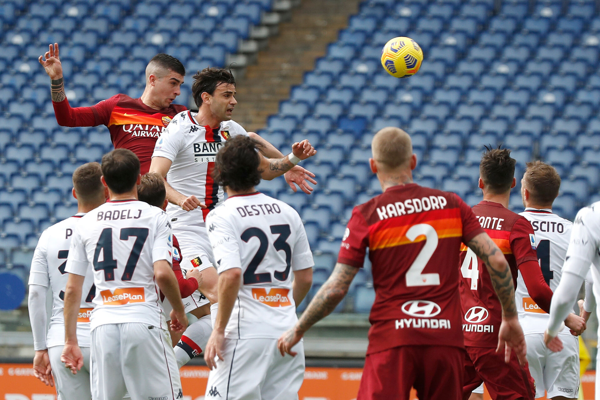 Рома се настани в четворката след успех у дома