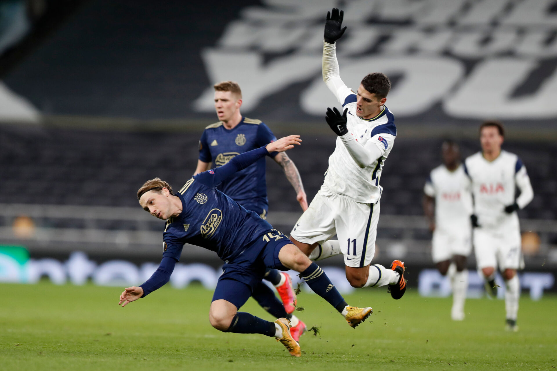 Два гола на Кейн донесоха успеха на Тотнъм срещу Динамо Загреб (ВИДЕО)