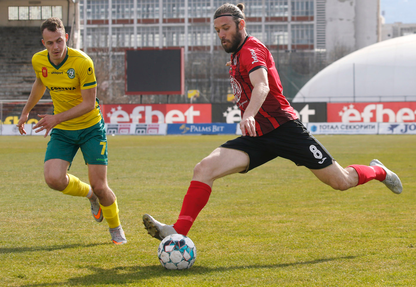 Локо София обърна Добруджа и е само на точка от Пирин