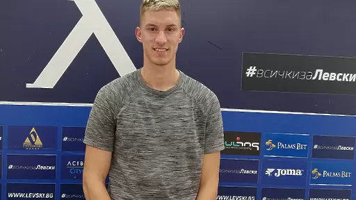 Андриан Краев поднови тренировки с Левски