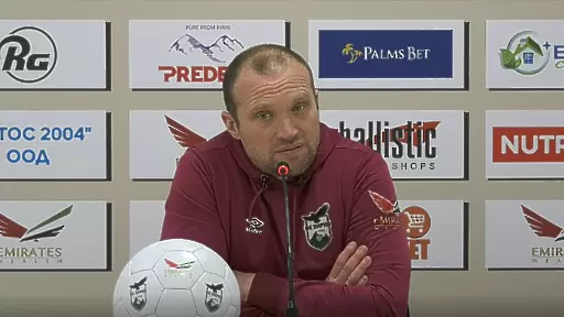 Уорън Фийни похвали Локо ГО