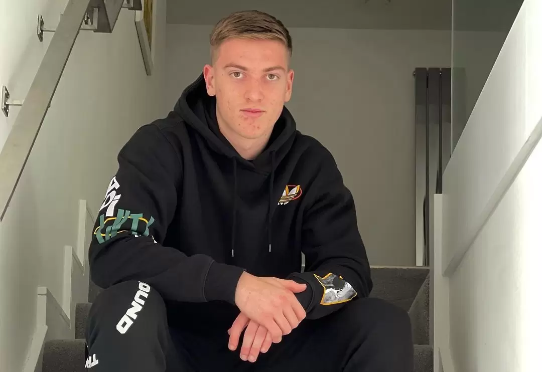 instagram.com/liamdelap
