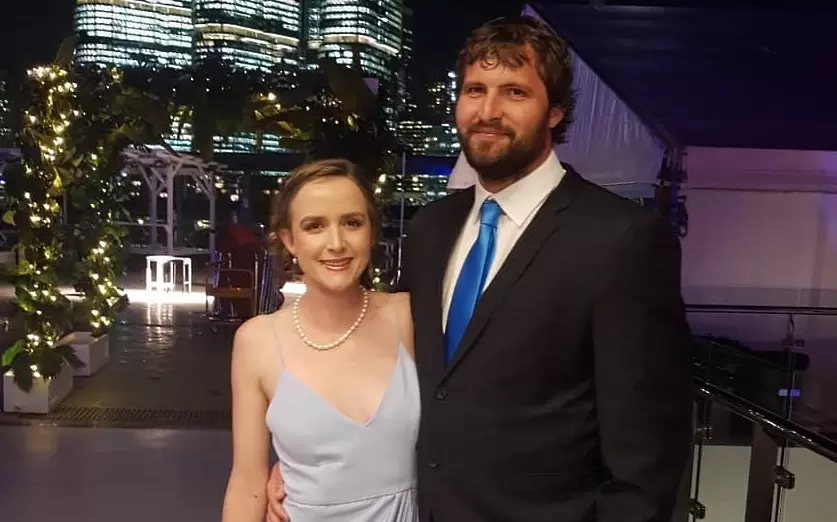 instagram.com/rhali2104