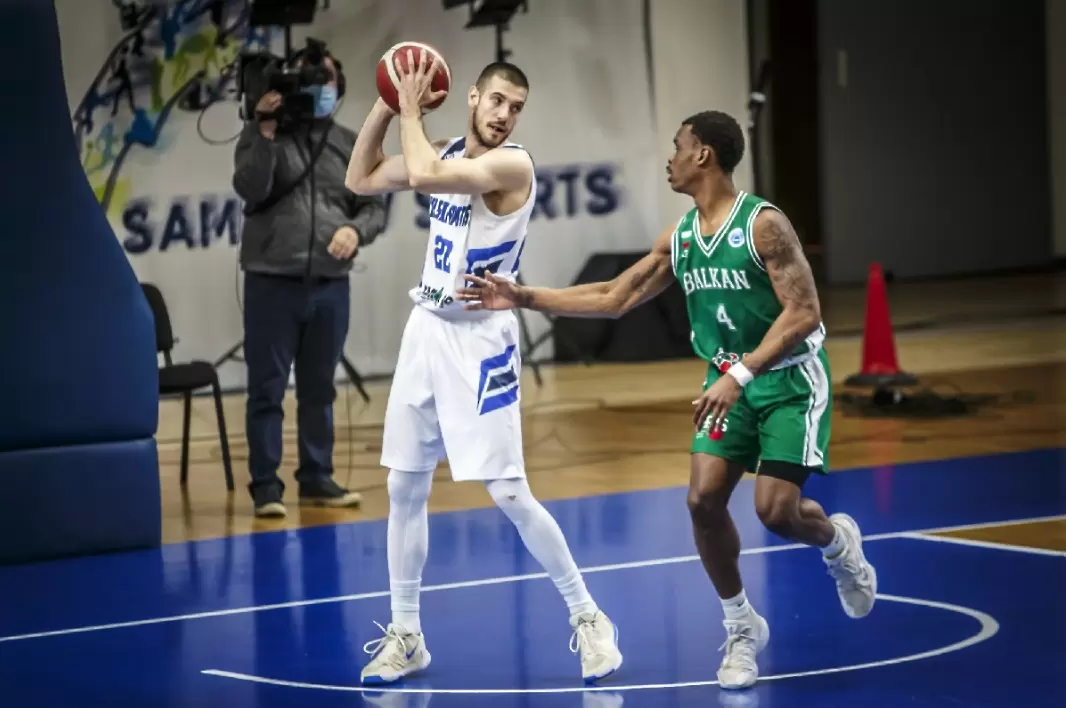 Балкан вкара само веднъж в третата част и загуби от Рилски спортист