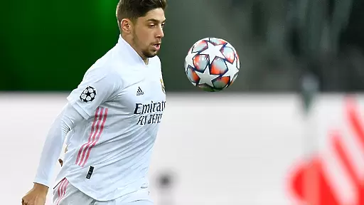 Зидан се надява да може да разчита на Валверде в Ел Класико