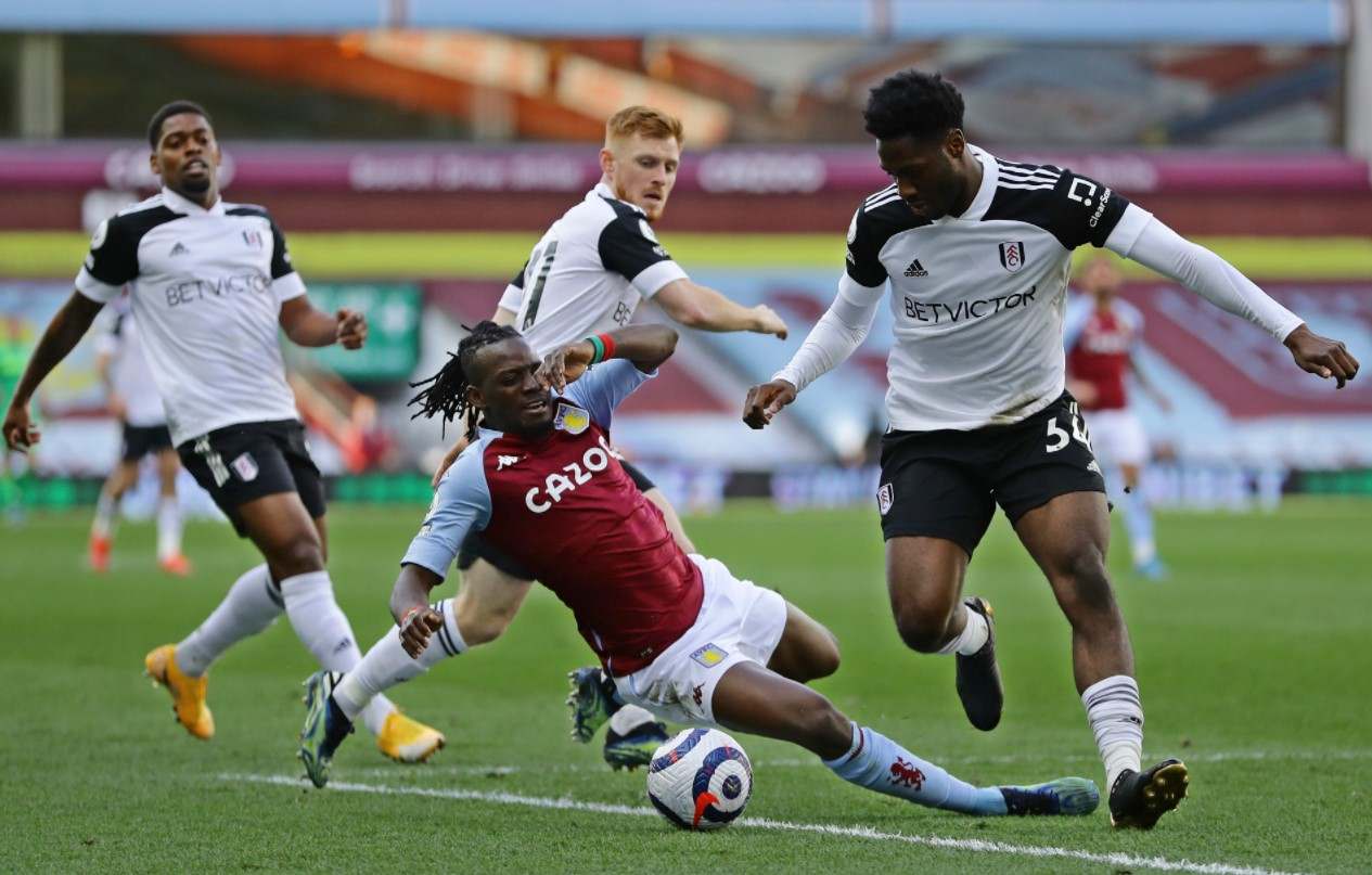 Резерва поведе Астън Вила към обрат срещу Фулъм (ВИДЕО)