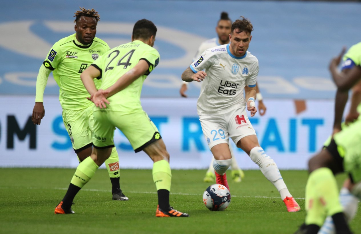 Марсилия нанесе 11-та поредна загуба на Дижон