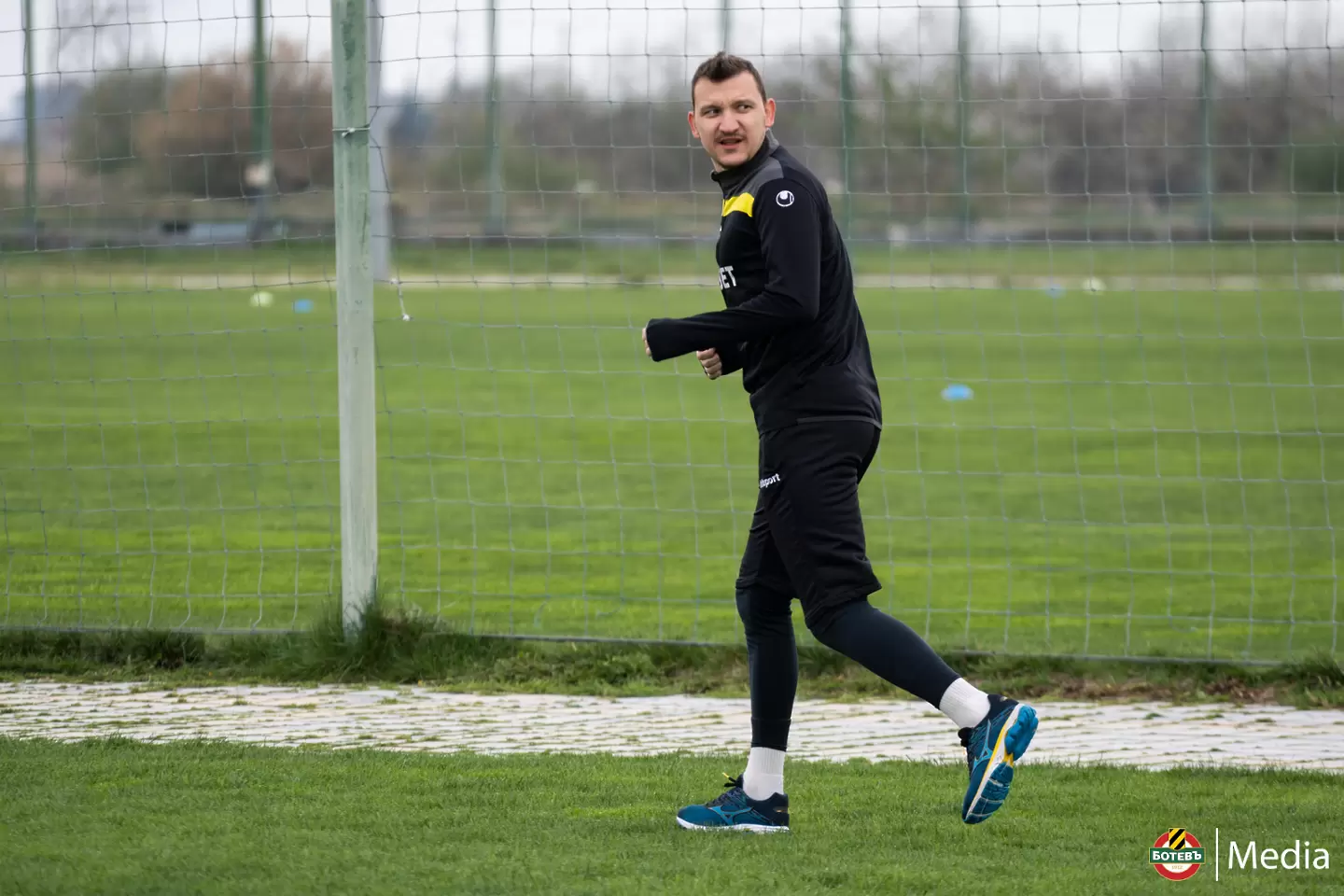Добра новина за Ботев: Тодор Неделев започна бегови упражнения