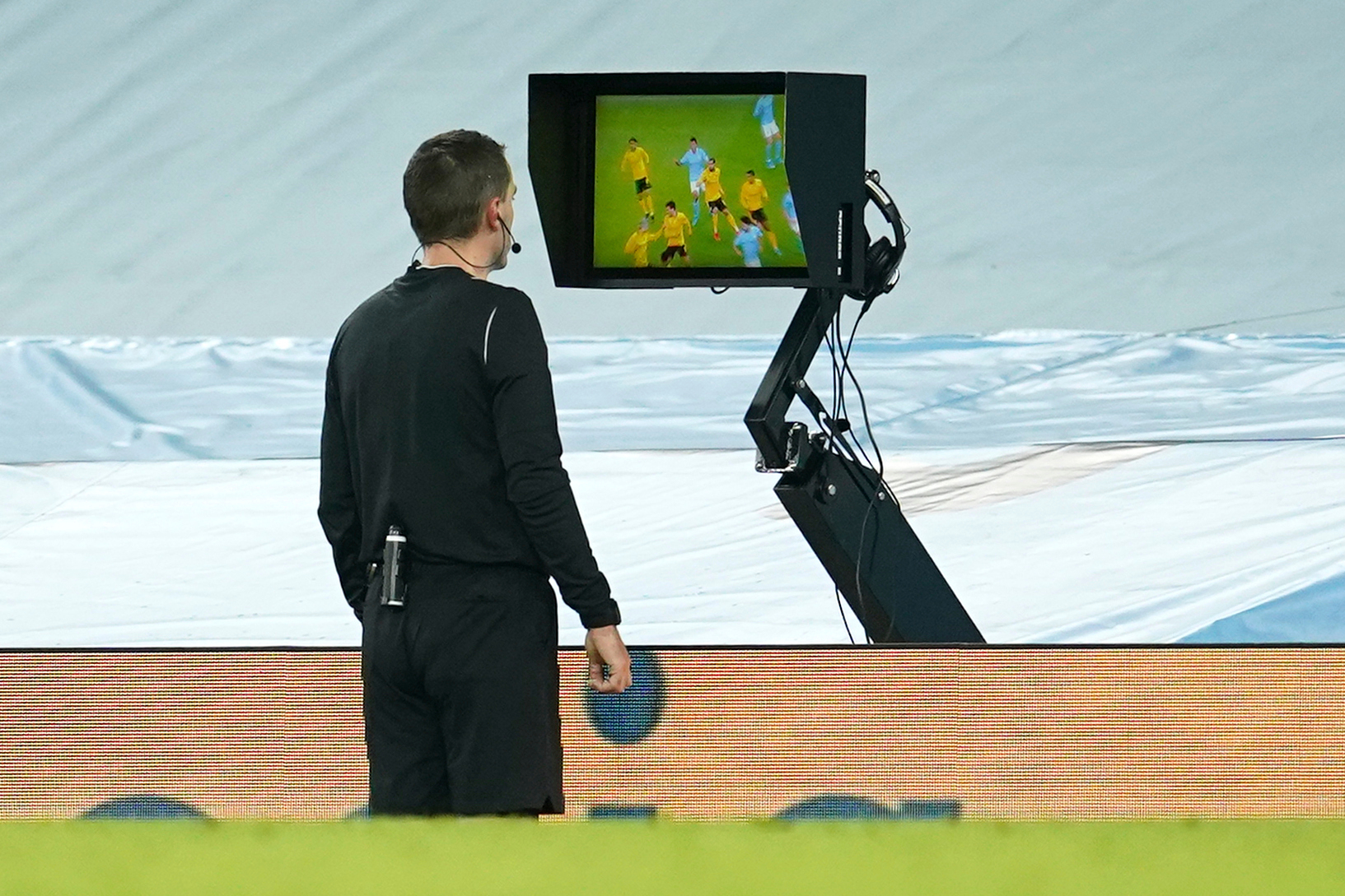 Късна драма на ''Етихад'' завърши с успех на Сити над Борусия (ВИДЕО)