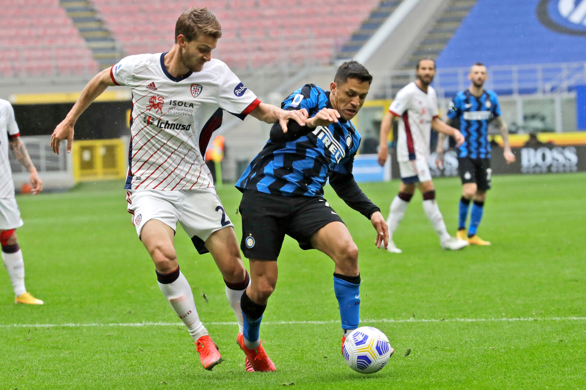 Интер изкова много трудна победа по пътя към титлата (ВИДЕО)