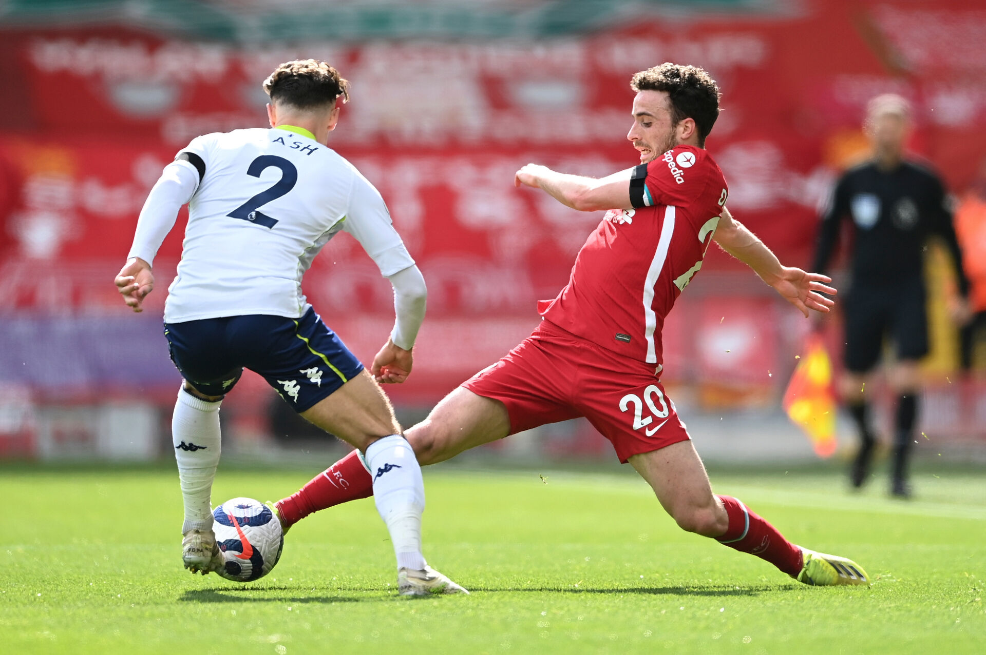 Ливърпул с много ценна победа, съхрани шансовете си за топ 4 (ВИДЕО)