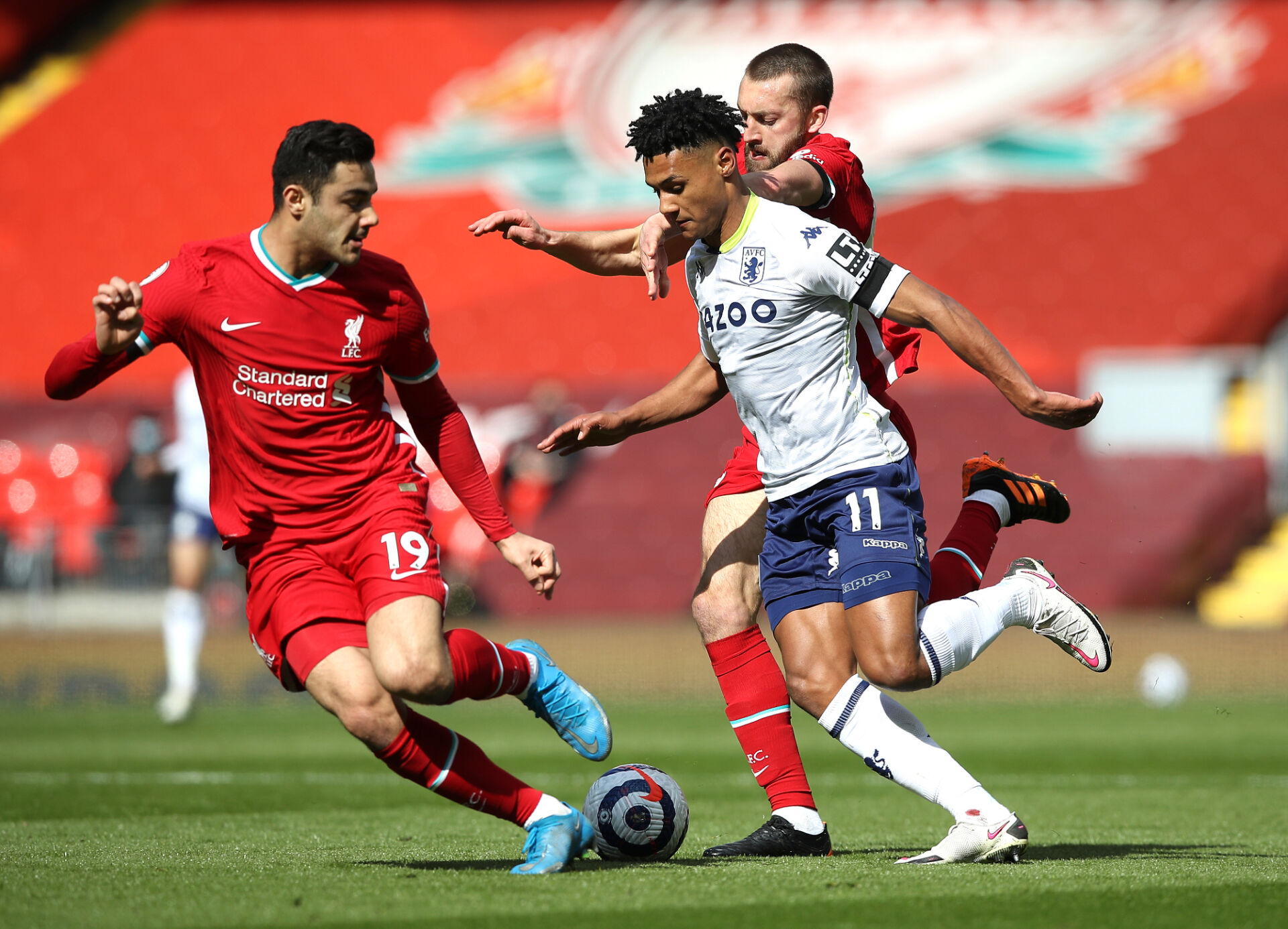 Ливърпул с много ценна победа, съхрани шансовете си за топ 4 (ВИДЕО)