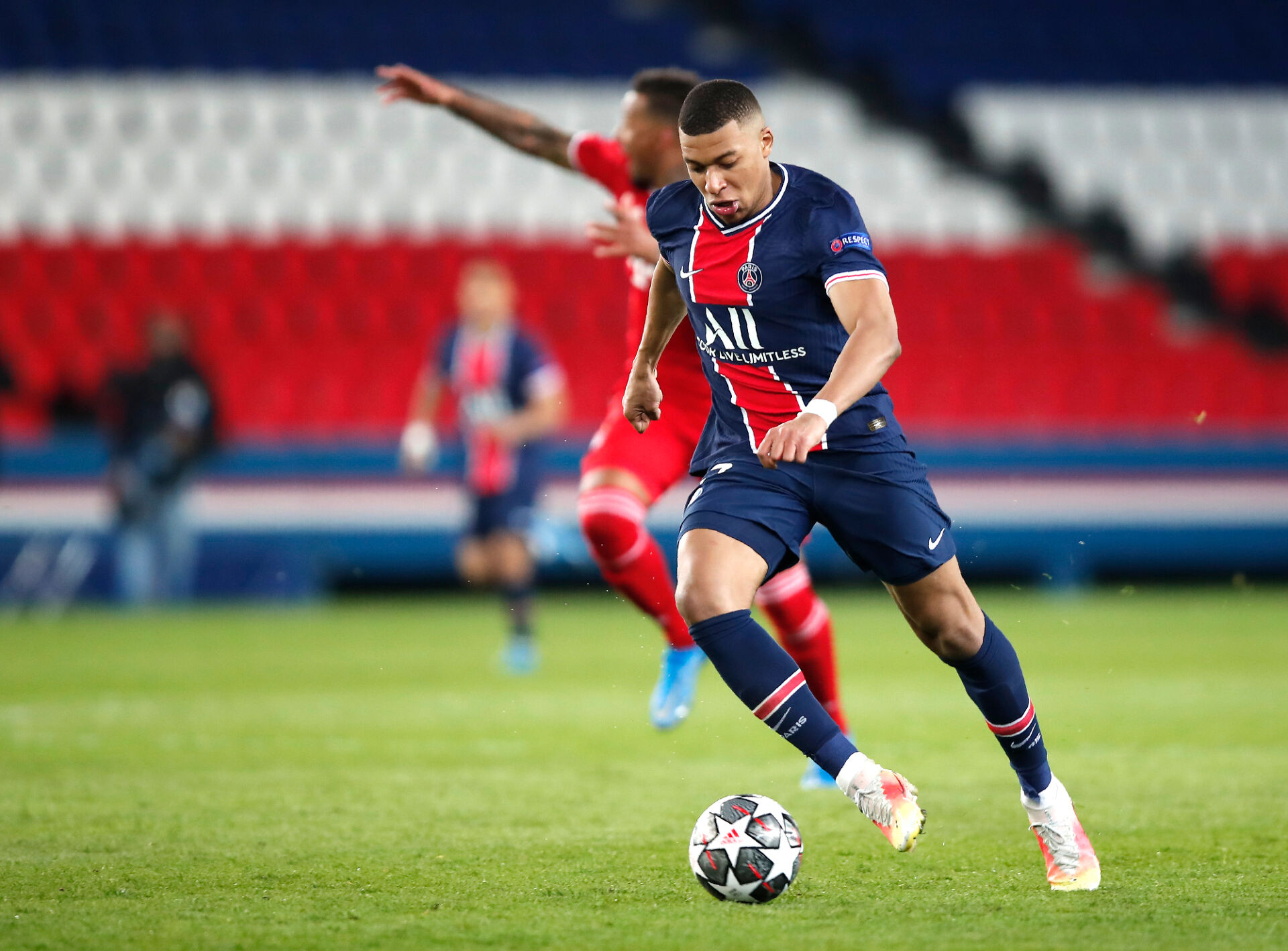 Ал-Келайфи: Неймар и Мбапе нямат причина да напуснат