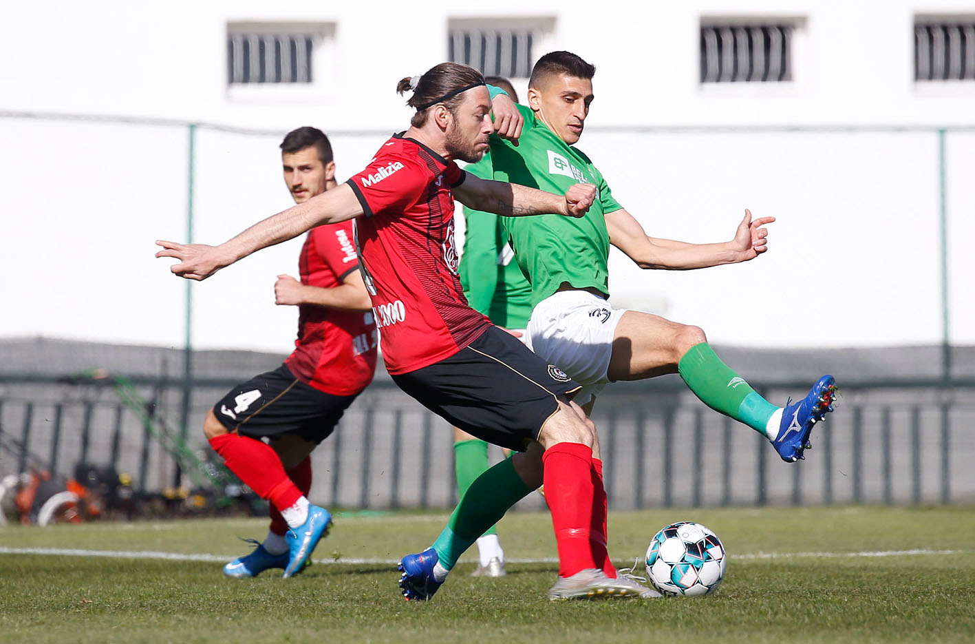 Категоричен успех за Пирин в двубоя за първото място във Втора лига