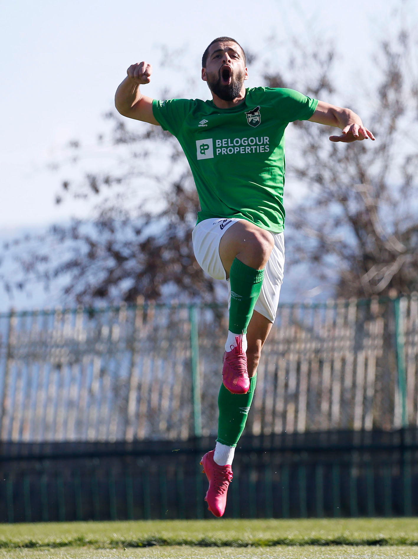 Категоричен успех за Пирин в двубоя за първото място във Втора лига