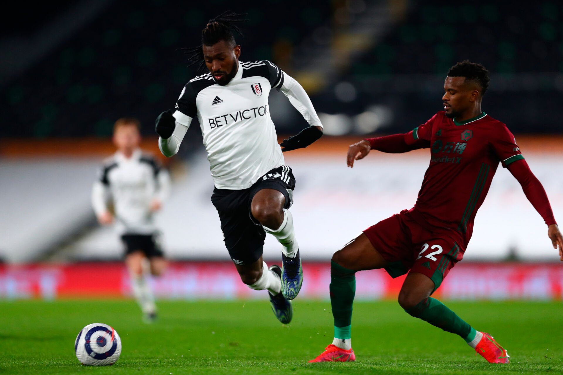 Адама Траоре вгорчи Фулъм в края и донесе победата за Уулвс