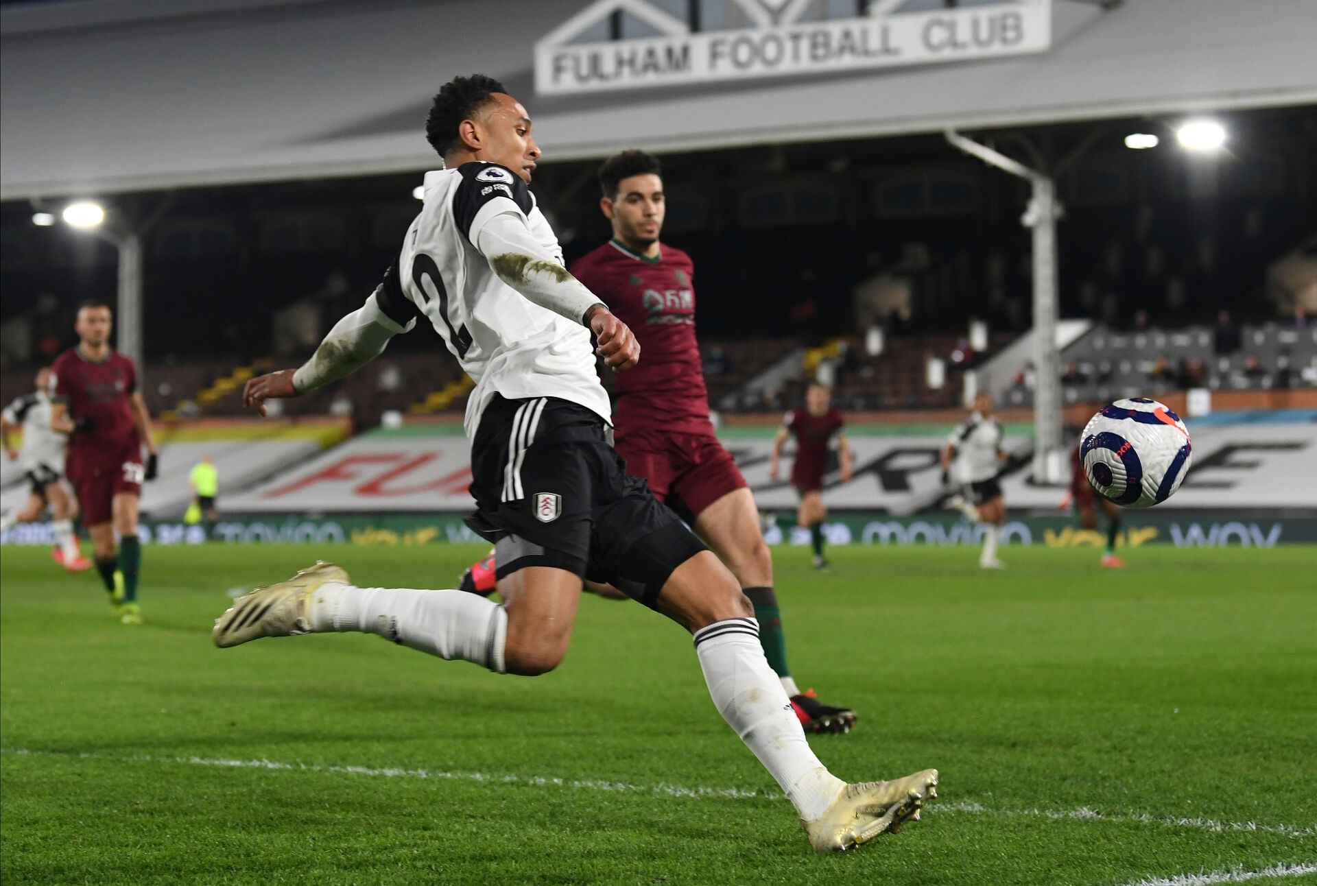 Адама Траоре вгорчи Фулъм в края и донесе победата за Уулвс