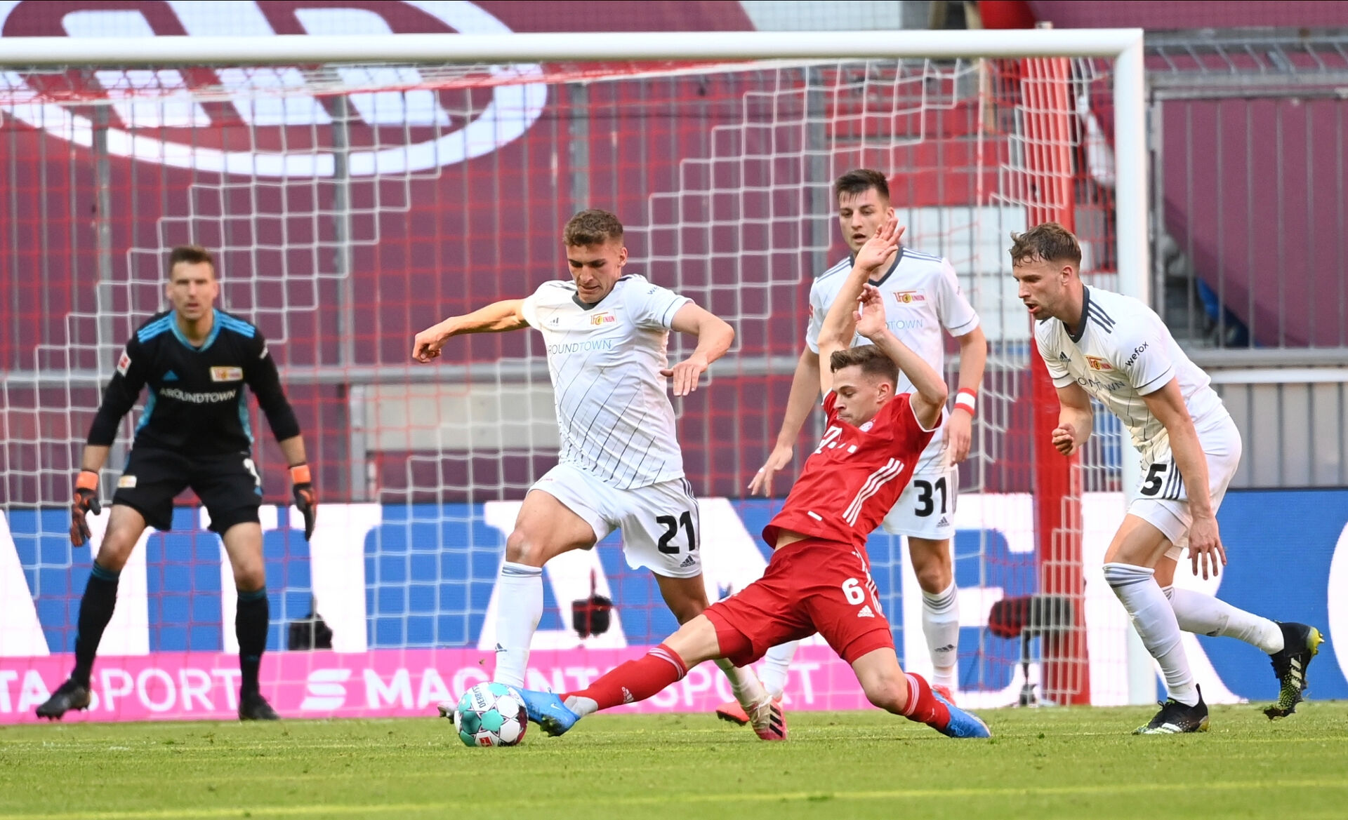 Байерн Мюнхен загуби точки у дома и РБ Лайпциг се възползва (ВИДЕО)