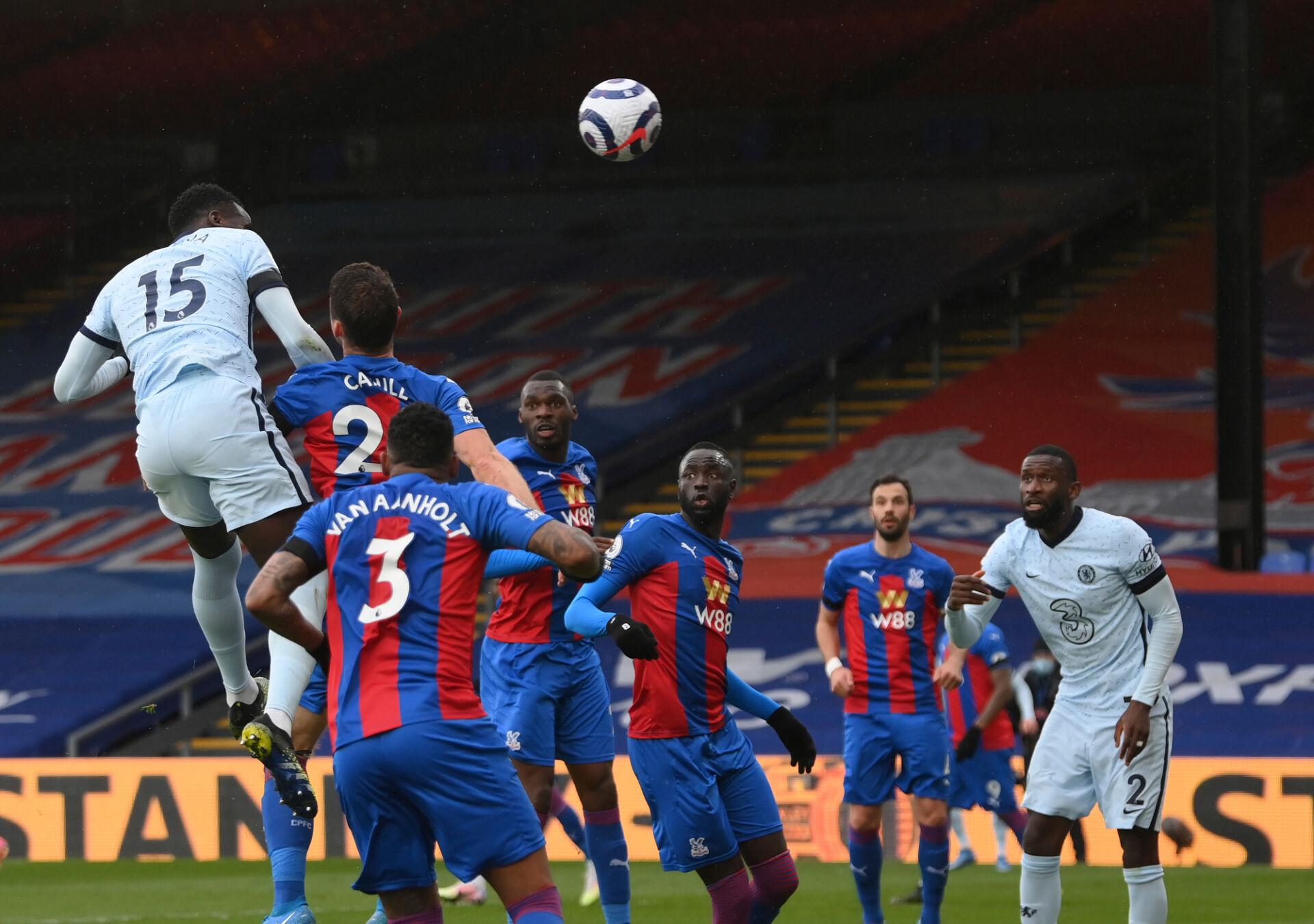 Безкомпромисен Челси победи Кристъл Палас и влезе в топ 4 (ВИДЕО)